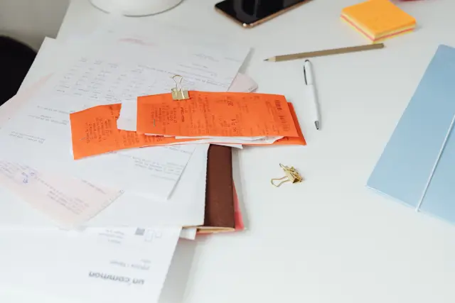 calcolo tempi medi di incasso in una PMI italiana con fatture e documenti amministrativi